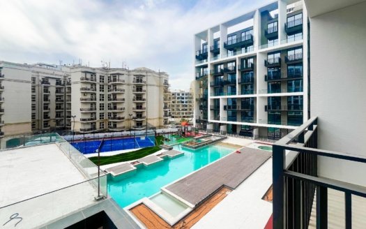 This brand-new studio apartment in the heart of Arjan is a hidden gem