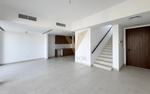 Townhouse for rent in Shams Townhouses