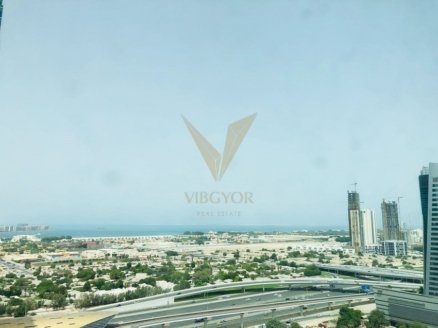 Experience the perfect blend of comfort and convenience in this prime location in Al Thanyah. Enjoy easy access to world-class amenities