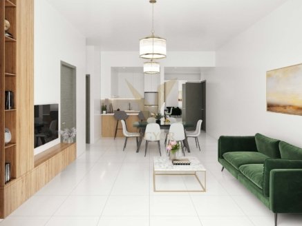 Discover a luxurious studio with stunning pool views
