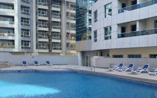 An excellent investment opportunity in the heart of Dubai Marina! This unfurnished studio apartment in Marina Diamond 2 offers a compact and functional layout in one of Dubai’s most desirable waterfront communities. Perfect for investors seeking steady rental income.