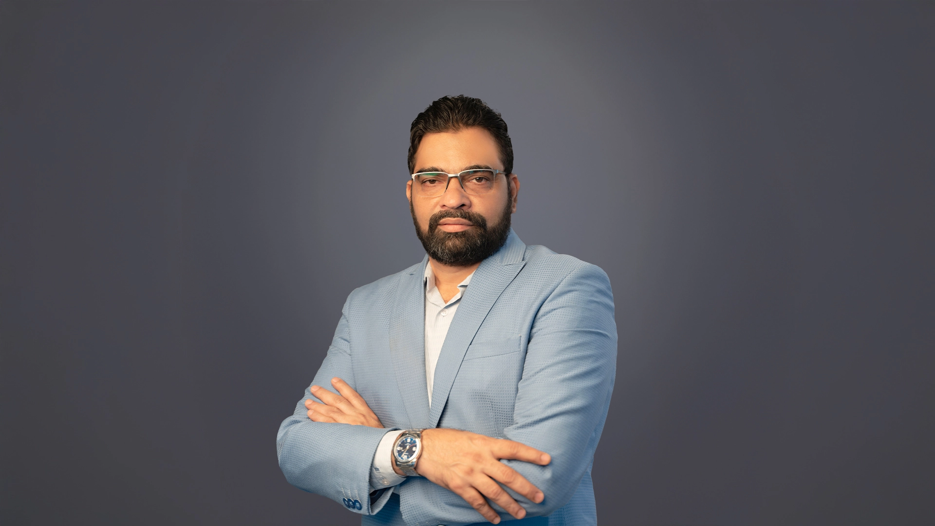 Mr. Siraj's client attention and family values distinguish him from the competition. To discover the appropriate property for his customers, he first gets to know them and their needs. He keeps calm, patient, and focused during what may be a complex and stressful situation because he is a natural negotiator. In this industry, he feels that honesty and integrity are the gold standards.