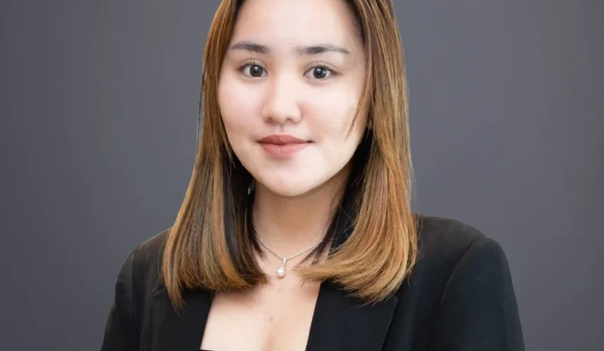 aya-865x1024